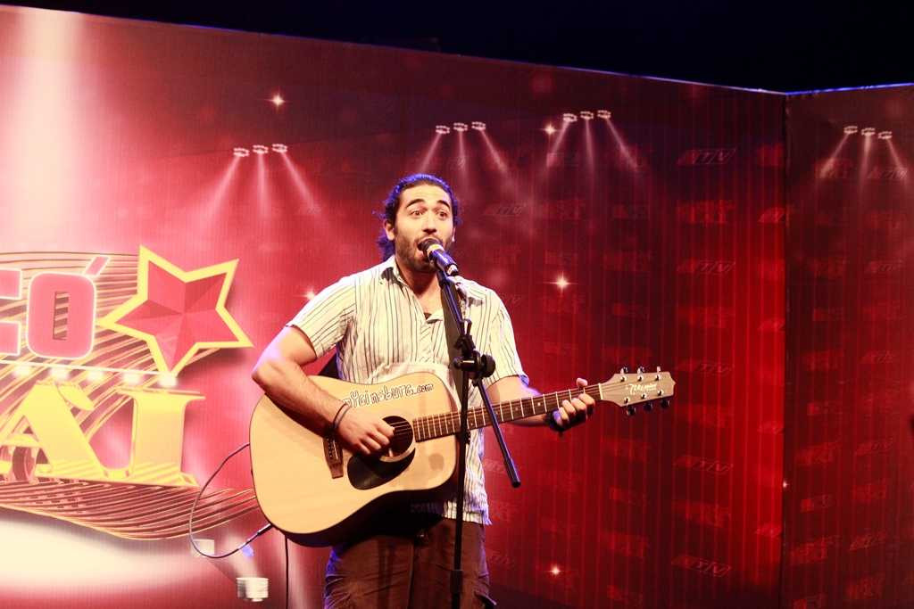 Jeremy Ginsburg, chàng trai người Mỹ với khả năng chơi được nhiều nhạc cụ. Anh tham gia casting vòng loại cuối tháng 1 vừa qua.