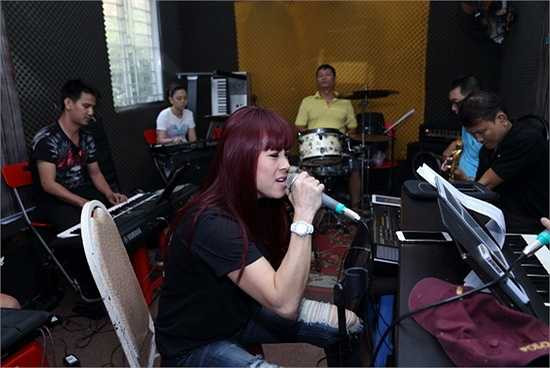 Những khoảnh khắc tỏa sáng nhất của giọng ca Cô bé dỗi hờn từ những ngày đầu đến hiện tại, trong đó bao gồm cả những góc khuất tâm hồn sẽ có 'đầy đủ' trên sân khấu Sol Vàng.