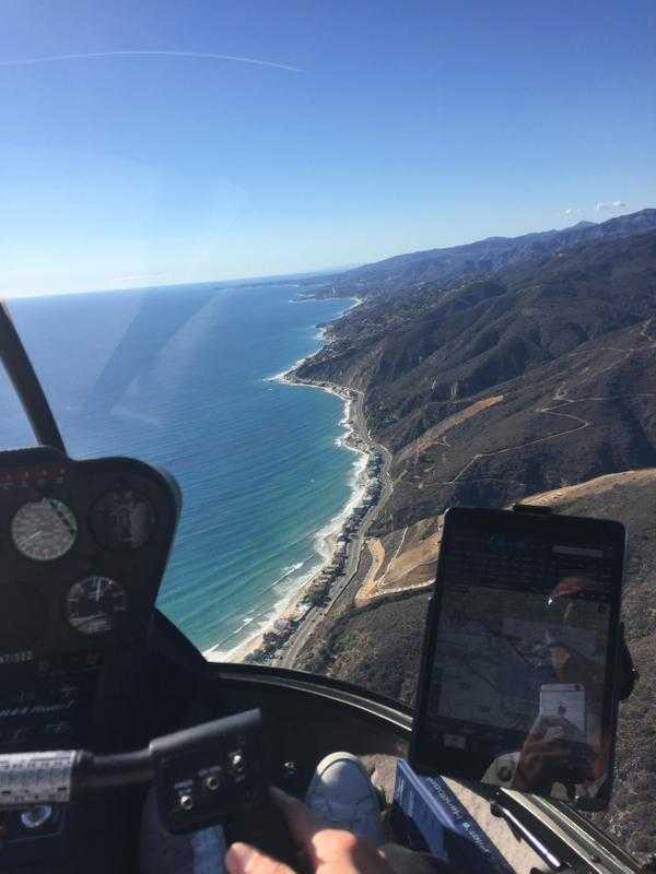 Evan Spiegel dường như rất thích cuộc sống tại quê hương Los Angeles của mình. Hình ảnh chụp khi máy bay của anh bay qua vùng trời thành phố này