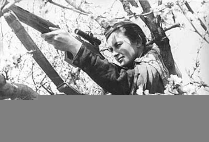 nữ xạ thủ Liên Xô