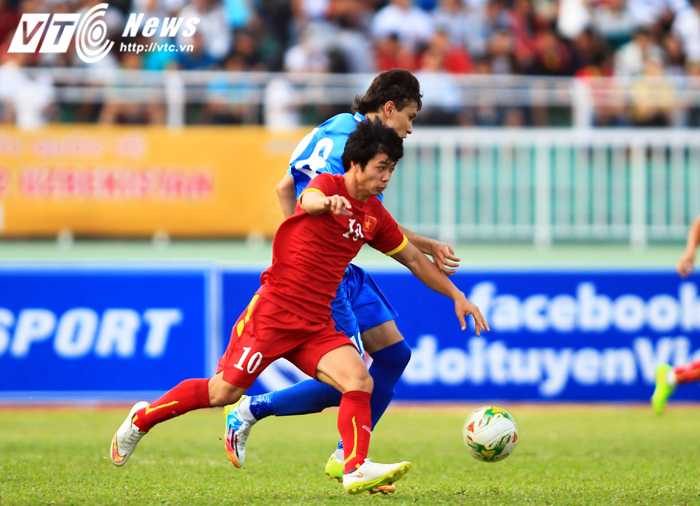 Công Phượng chơi khá hay (Ảnh: VSI)