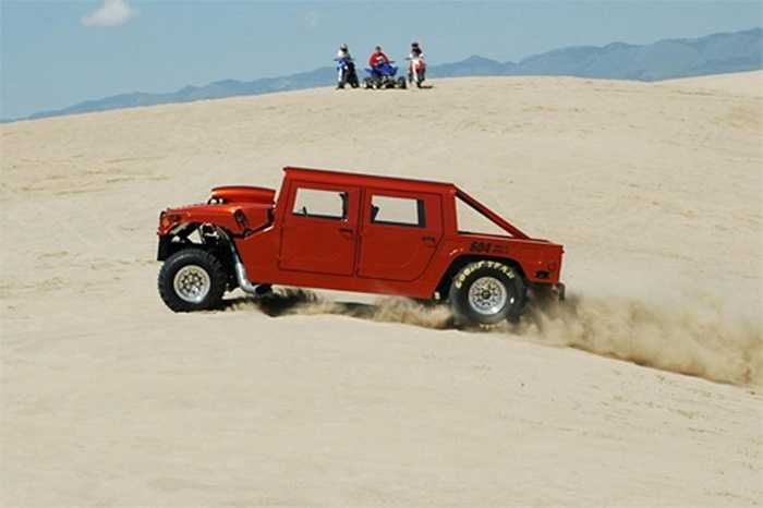 Siêu xe Hummer có công suất 3.029 mã lực và mô-men xoắn cực đại 2.719 Nm.