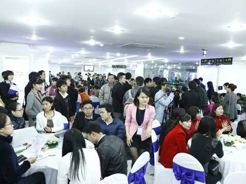 Hơn 2000m2 – nơi trưng bày mô hình dự án của STDA đã chật kín khách hàng tới đăng ký mua căn hộ tại CT36 Dream Home