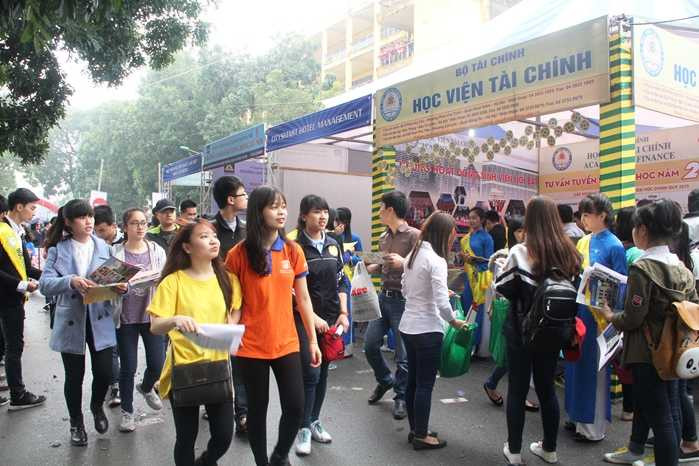 Ngày hội tư vấn tuyển sinh 2015
