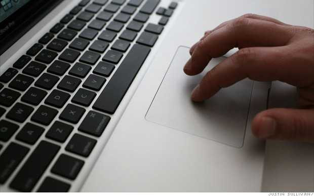 Những đặc điểm 'khác người' gây tranh cãi của Apple