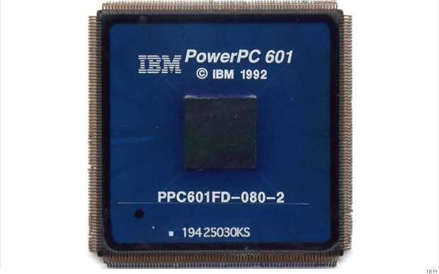 Những đặc điểm 'khác người' gây tranh cãi của Apple