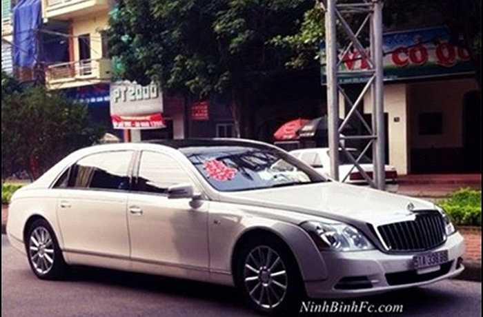 Maybach 62s màu trắng gắn biển Sài Gòn. Maybach 62S trắng từng làm xôn xao dư luận