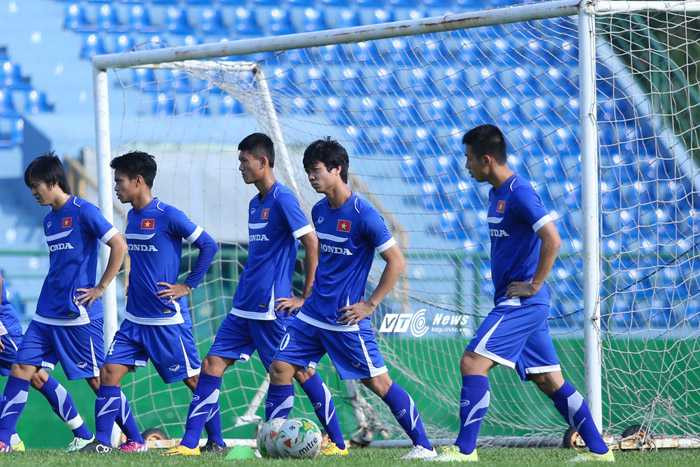 Công Phượng và đồng đội