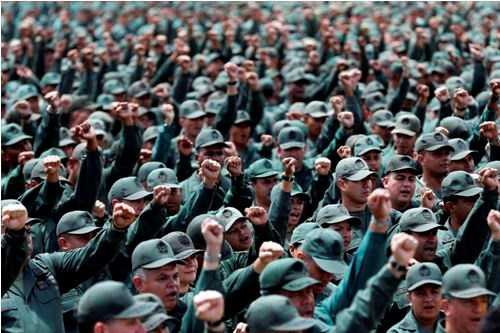 Venezuela tập trận rầm rộ đối phó Mỹ