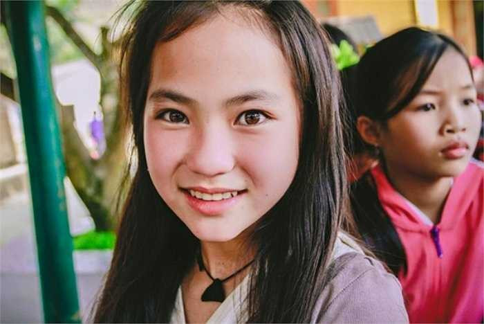 Được biết, bé này tên Chanh, đang học lớp 7.