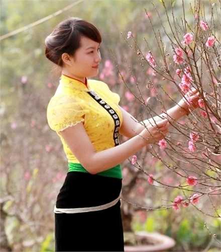 Cô bạn xinh đẹp này là Lò Thị Thu Trang.