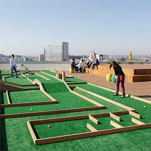 Golf cũng nằm trong số những môn thể thao quý tộc