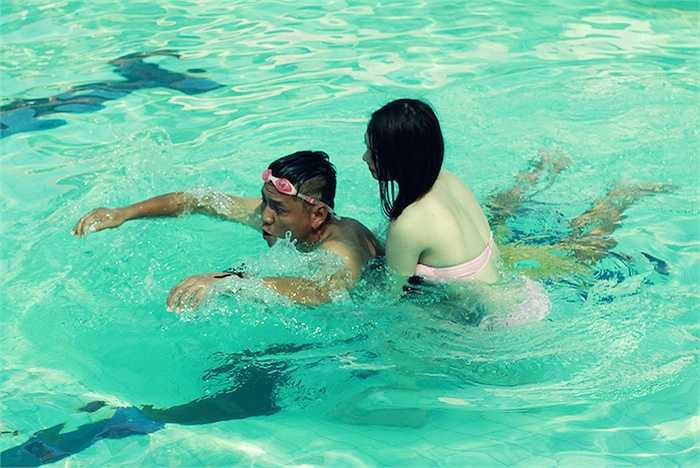 Do cảnh quay dưới nước có độ phức tạp cao hơn nên sự thay đổi này đã ảnh hưởng khá nhiều đến phần chuẩn bị của ekip.