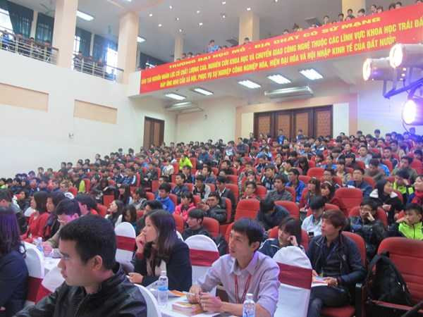Hội thảo phát động tại trường Đại học Mỏ - Địa chất thu hút sự tham gia đông đảo của sinh viên
