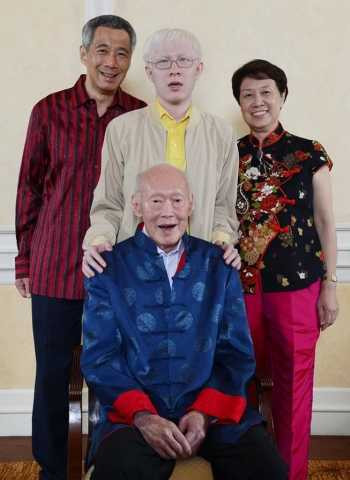 Gia đình ông Lý Quang Diệu đoàn tụ dịp tết cổ truyền Quý Tỵ