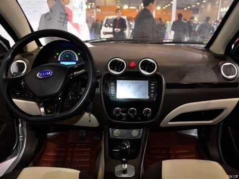 Xe Trung Quốc đội lốt Kia Morning nghênh ngang trình làng