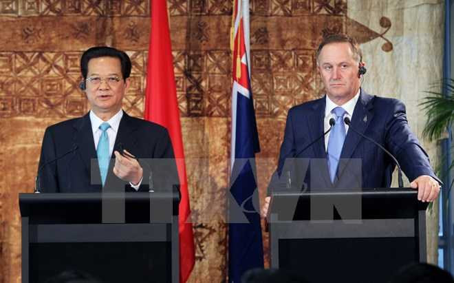 Thủ tướng Nguyễn Tấn Dũng và Thủ tướng New Zealand John Key gặp gỡ với báo chí