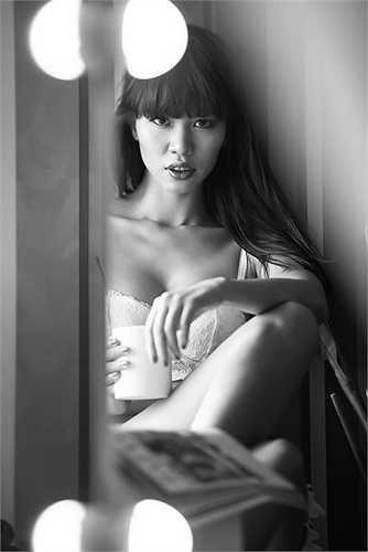 'Tôi đơn giản là Hà Anh, không ngại thay đổi, làm khác đi và chắc chắc là tôi không tạm được'