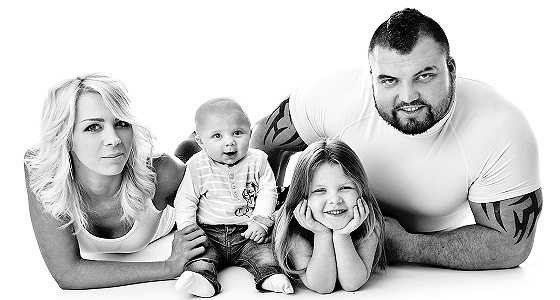 'Quái vật' bên cạnh tổ ấm nhỏ của mình. 