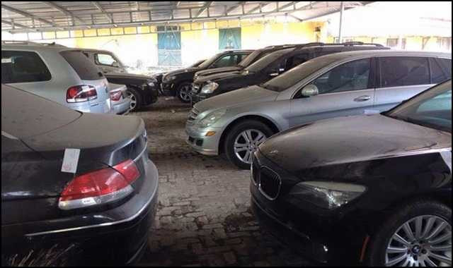 Xem 144 xe tiền tỷ của đại gia Dũng 'mặt sắt' nằm phủ bụi