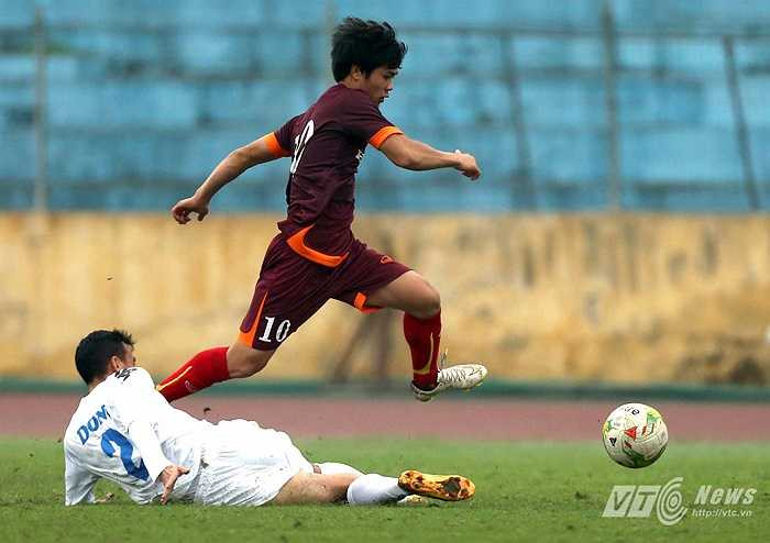 Cầu thủ đáng chú ý nhất U23 Việt Nam, Công Phượng cũng lập công dù chỉ vào sân từ ghế dự bị (Ảnh: Quang Minh)