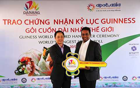 Đà Nẵng, gỏi cuốn, dài 500m, kỷ lục Guinness, biển, du lịch