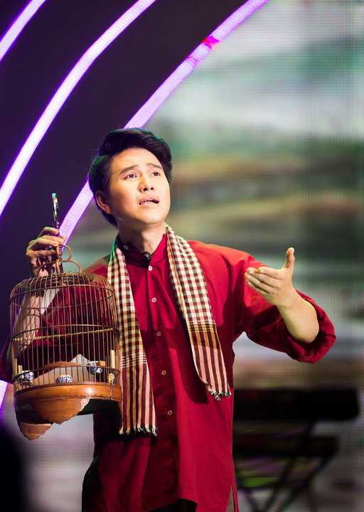 Anh đã chăm chỉ luyện tập từng cách nhả chữ phát âm, cho đến thần thái biểu diễn sao cho ra chất tài tử Nam Bộ. Người giúp Vũ Mạnh Cường dàn dựng tiết mục này là giảng viên, biên đạo Lê Trung Thảo - người từng dàn dựng các tiết mục cải lương cho giải thưởng Trần Hữu Trang và gần đây nhất là Gương mặt thân quen với trích đoạn hóa thân thành Nghệ sỹ Thanh Nga của Hoài Lâm.