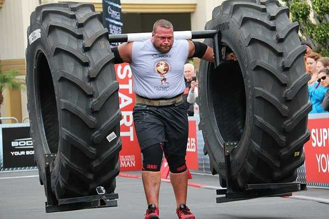 Terry Hollands đứng thứ 5 với 38 điểm. Thành tích tốt nhất của lực sĩ 35 tuổi tại cuộc thi này là 2 lần cán đích vị trí thứ 3 vào các năm 2007 và 2011.