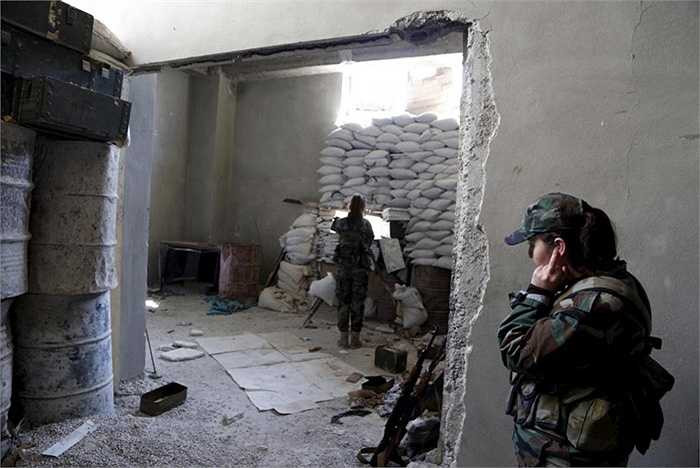 Bịt tai giảm tiếng ồn của vũ khí