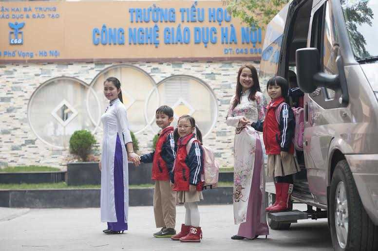 Học sinh tiểu học