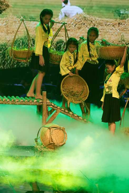 Sân khấu The Voice Kids bị sập