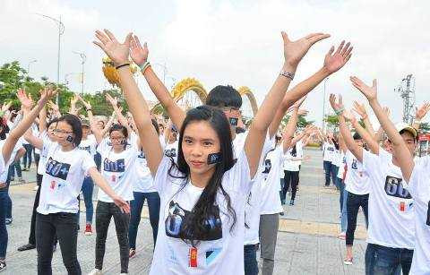Đà Nẵng, 'Giờ trái đất'', hàng người, sinh viên, hưởng ứng