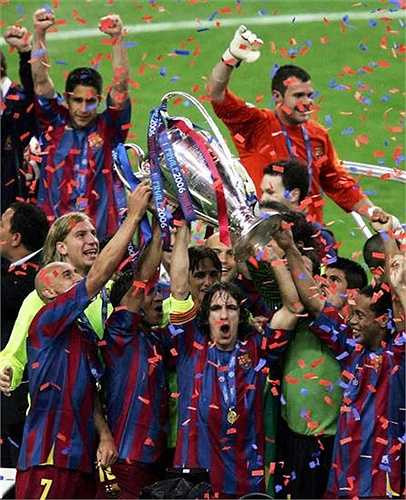 Đây là bức ảnh duy nhất mà Messi không hiện diện khi Barcelona vô địch Champions League 2006. 