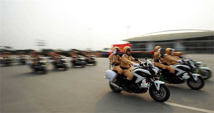 Trong đó có những chiếc xe mới, hiện đại như Honda NC750X 2015.