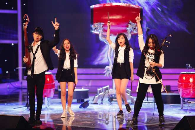 Hoài Linh thán phục 'Thị Màu' Đức Vĩnh khi hóa Xúy Vân giả dại