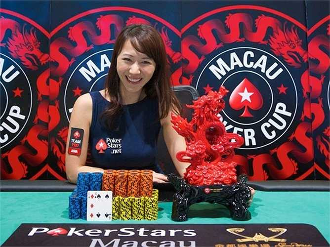 Nữ hoàng poker Trung Quốc từ lâu đã đóng vai tay chơi chuyên nghiệp trong các giải đấu cho PokerStars – sàn đấu poker lớn nhất ở Macau.