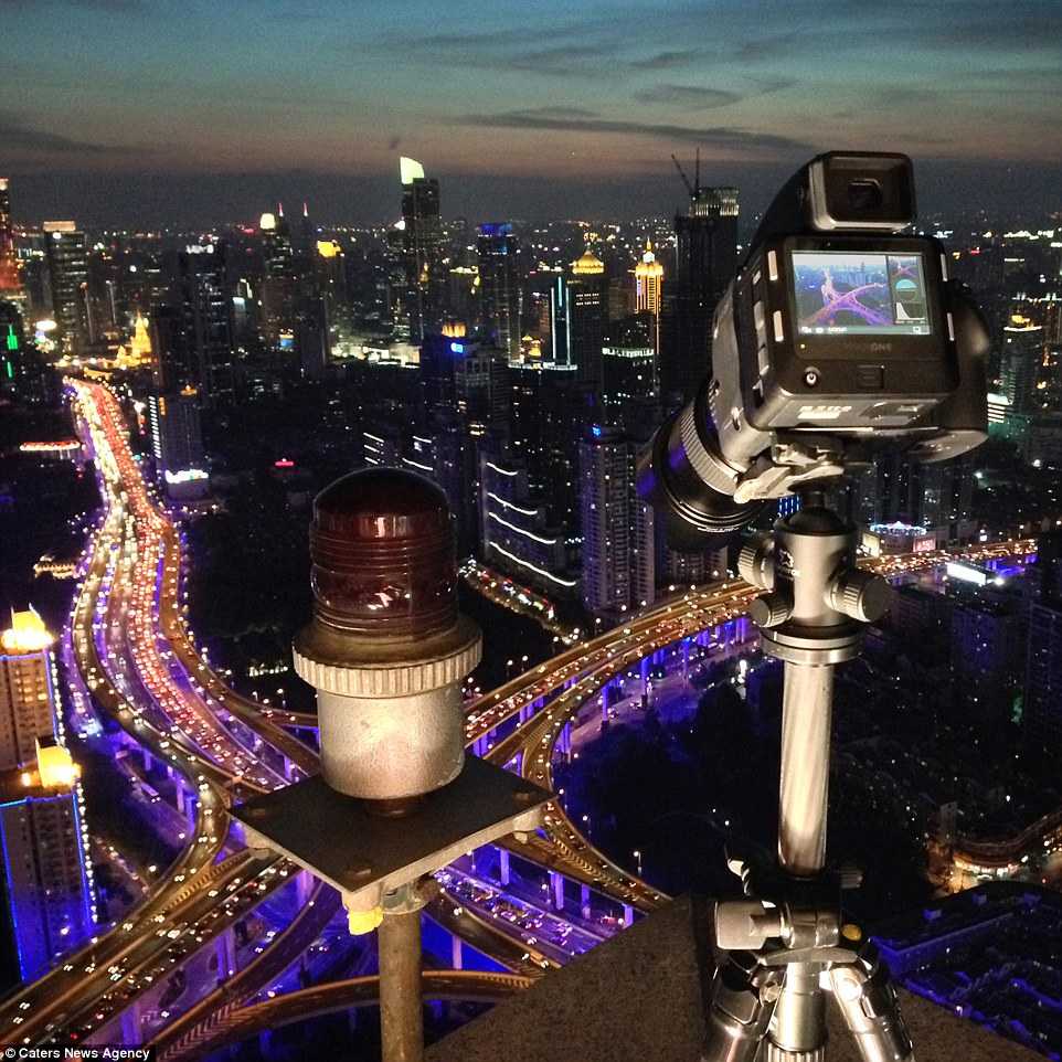 Hình ảnh phong cảnh thành phố về đêm lên đèn-imagestock-0613