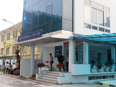 khu đất trước tòa nhà A3 được bố trí là đất cây xanh, sân chơi trẻ em, bãi đỗ xe nhưng trên thực tế, khu vực này đã biến thành một tòa nhà cao 3 tầng và được ghi rõ là “Tòa nhà ban quản lý dự án – Công ty Cổ phần May Thăng Long”.