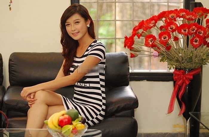 Một góc phòng khách nhà Huyền My.