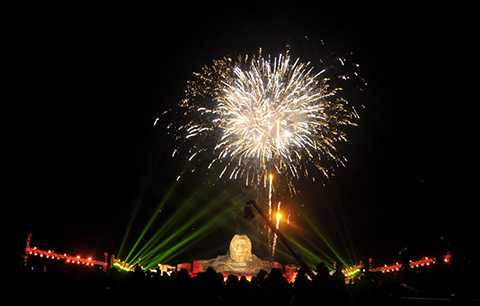 Quảng Nam, kỷ niệm, 40 năm giải phóng, pháo hoa, 24/3, tượng đài, Mẹ VNAH