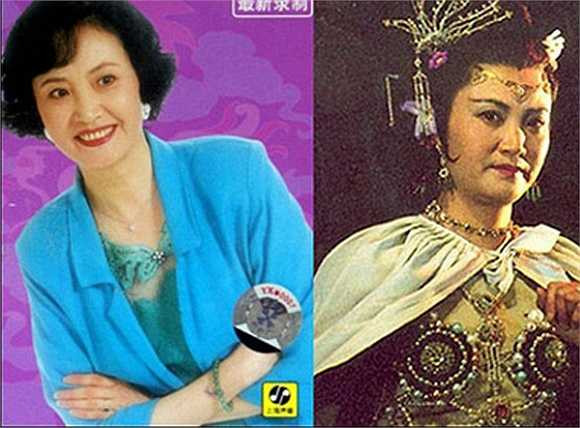 Bạch Cốt Tinh vốn là bộ xương trắng tu luyện thành tinh, vốn hay tu luyện tại động Bạch Cốt Lĩnh và sử dụng vũ khí là Nhật Nguyệt song kiếm. Do quá mưu mô và xảo quyệt, dù được Đường Tăng thả đi rất nhiều lần nhưng cô ả vẫn chứng nào tật nấy, Ngộ Không cuối cùng buộc phải ra tay hạ sát. Từ đây gây nên cuộc tranh cãi giữa thầy trò Đường Tăng và Ngộ Không, kết cục là Đường Tăng đuổi con khỉ họ Tôn đi.