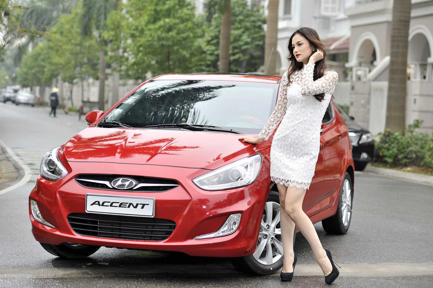 Hyundai Accent Blue Hatchback