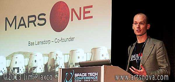 Bas Landorp trong buổi họp báo Mars One 