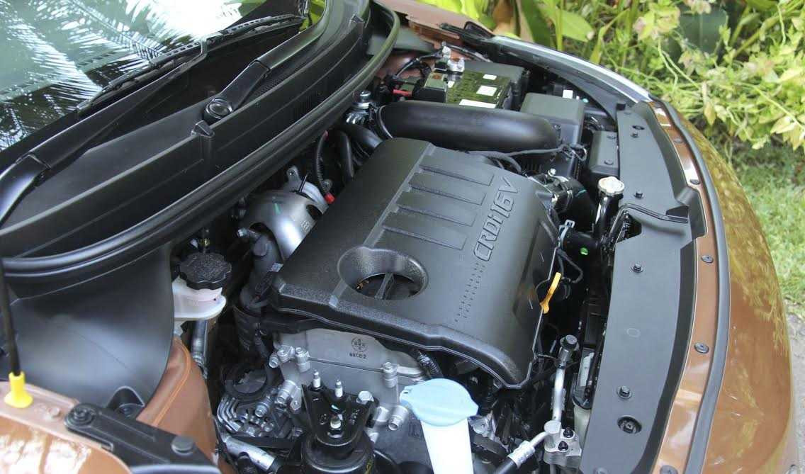 Động cơ CRDi 1.4l với công suất 89bhp êm ái, tinh tế với tốc độ vòng quay khác với các động cơ diesel thông thường.