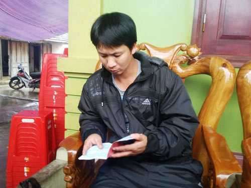 Sập giàn giáo ở Formosa: Vợ khóc xé lòng đón thi thể chồng