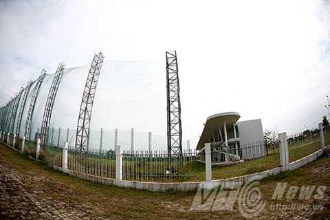 Đà Nẵng, sân tập golf, bỏ hoang phế, lãng phí, hàng chục tỷ đồng