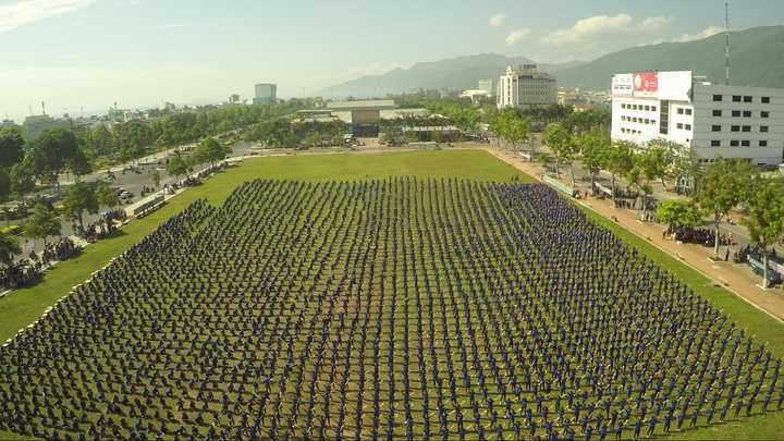 (VTC News) - Tỉnh đoàn Bình Định vừa hoàn thành video clip Bình Định - Hào khí đất võ thể hiện tinh thần Sức trẻ, năng động, thượng võ rất đặc trưng của giới trẻ Bình Định.