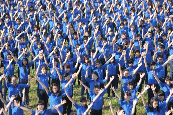 (VTC News) - Tỉnh đoàn Bình Định vừa hoàn thành video clip Bình Định - Hào khí đất võ thể hiện tinh thần Sức trẻ, năng động, thượng võ rất đặc trưng của giới trẻ Bình Định.