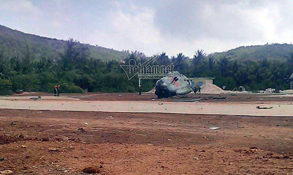 Trực thăng quân sự rơi ở Bình Thuận