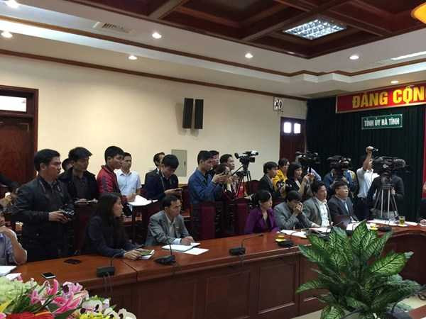 Họp báo vụ sập giàn giáo ở Formosa: Nhiều câu hỏi bị 'bỏ ngỏ'